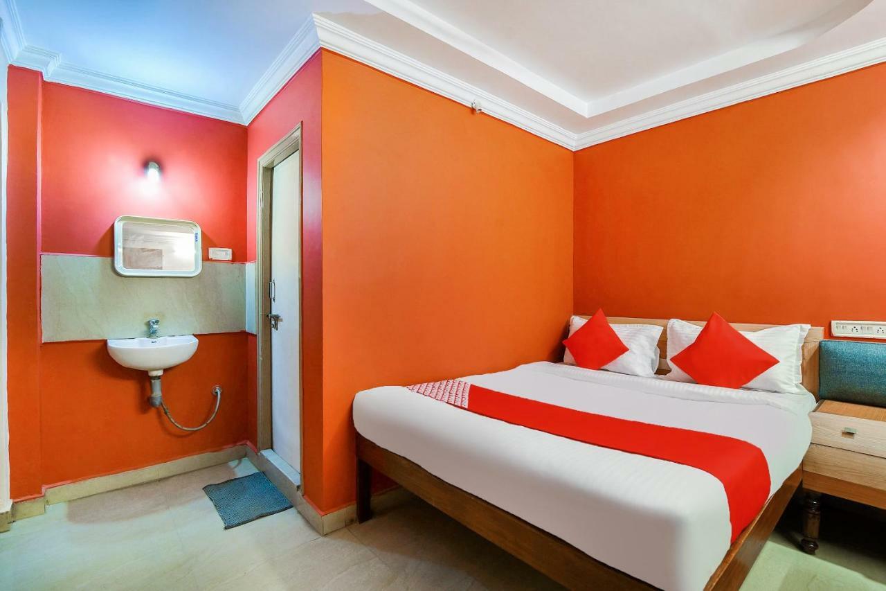 Bagya'S Residency Hotel Anantapur Esterno foto